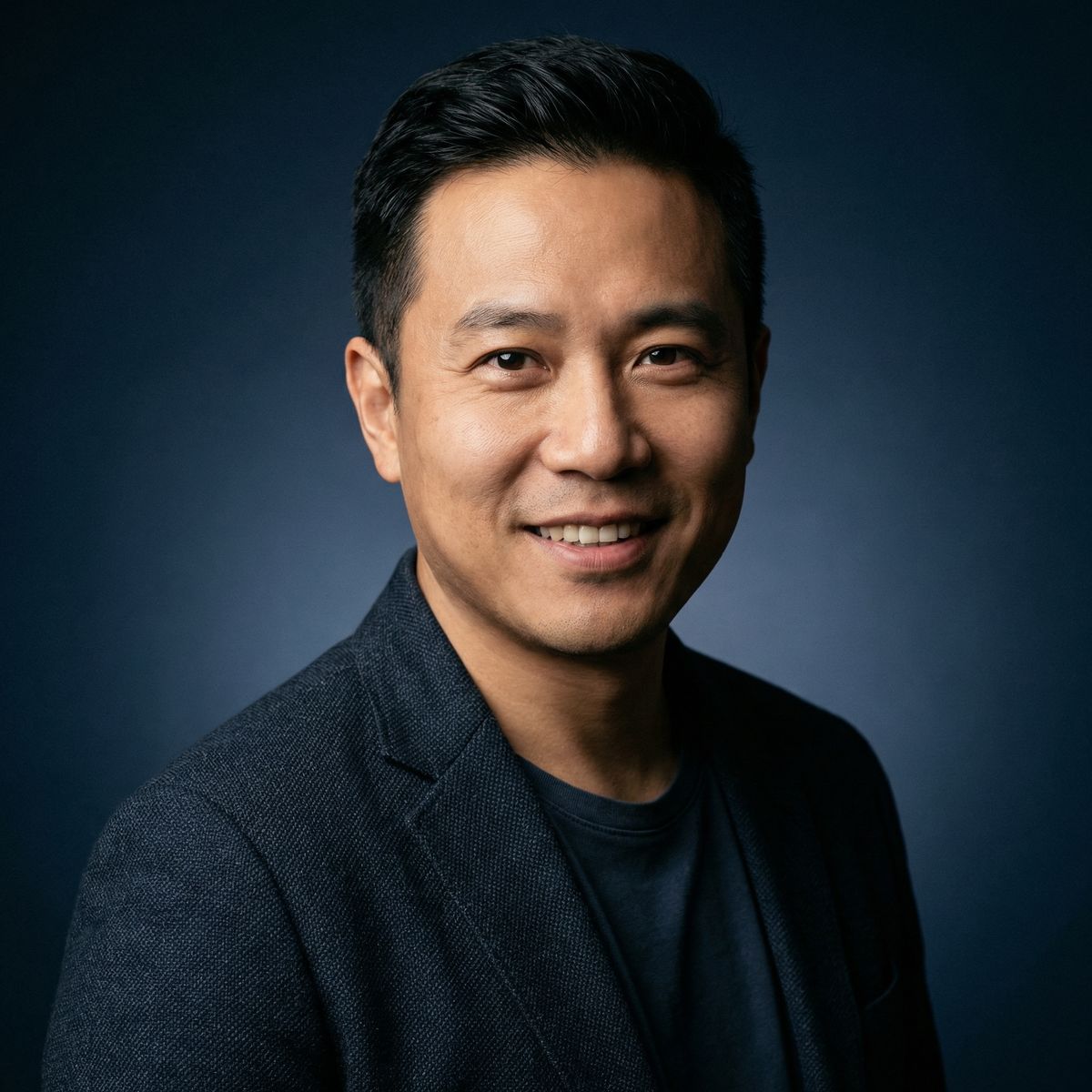 菠萝TV导演陈志远